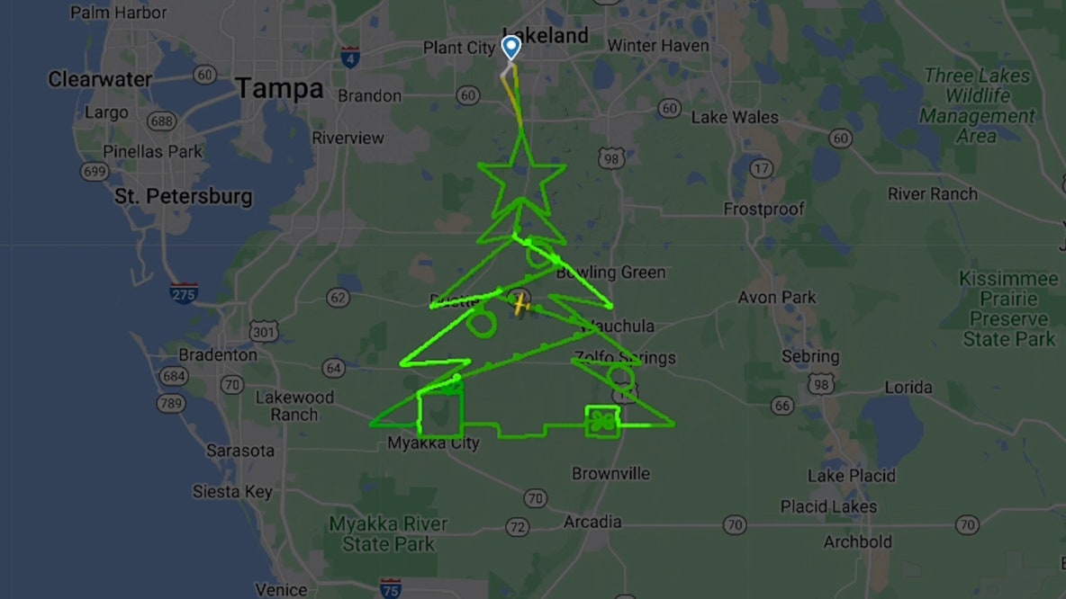 Flight path in shape of Christmas tree over Florida